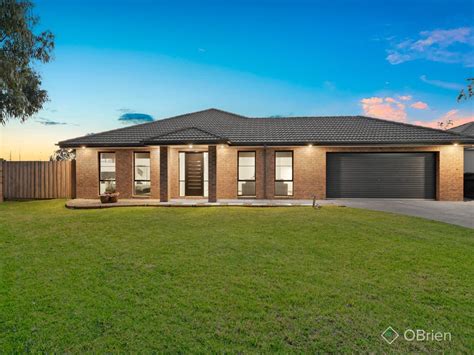 Sold House 18 Versace Court, Pakenham VIC 3810 